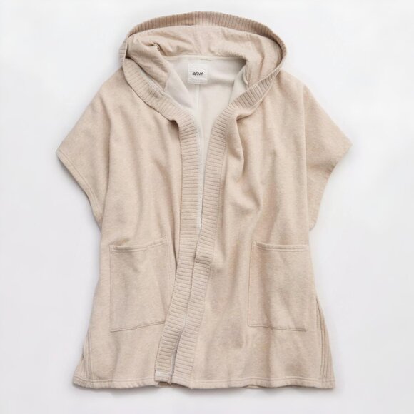 Hooded Fleece Cape - Picture 4 of 5